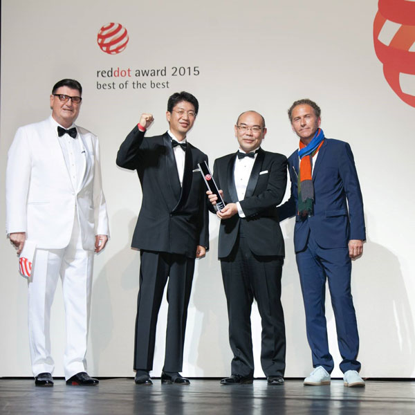 Unilloy-nhận-giải-thưởng-thiết-kế-Reddot-Award-2015