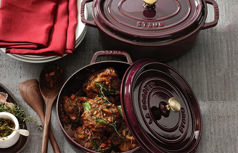 Staub - Nồi tròn màu đỏ lựu