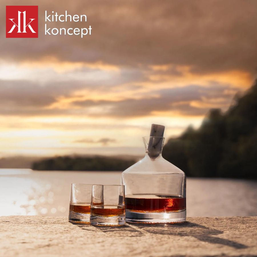 Vì sao cần chọn đúng các loại ly uống rượu Whisky