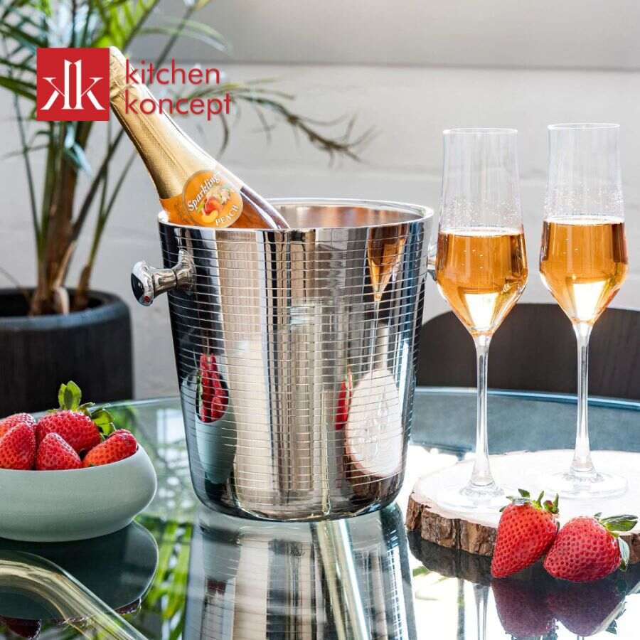 Xô đã là dụng cụ phổ biến trong việc làm mát rượu