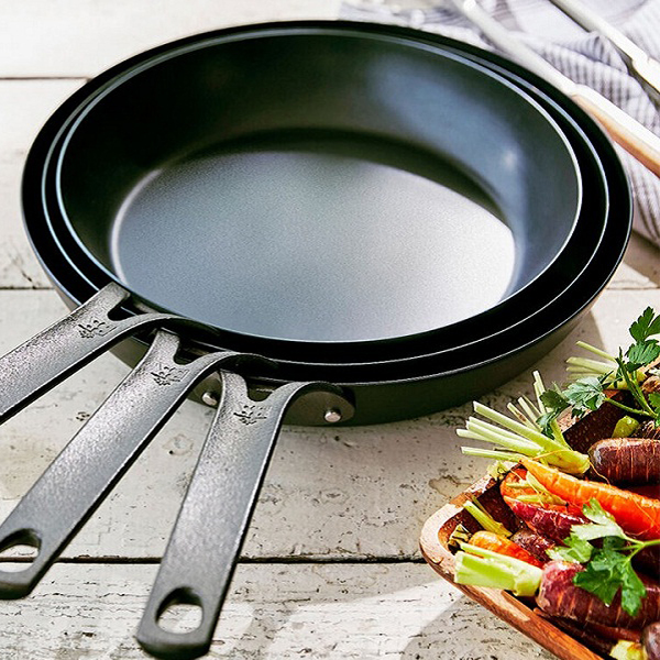 Chảo thép carbon bk