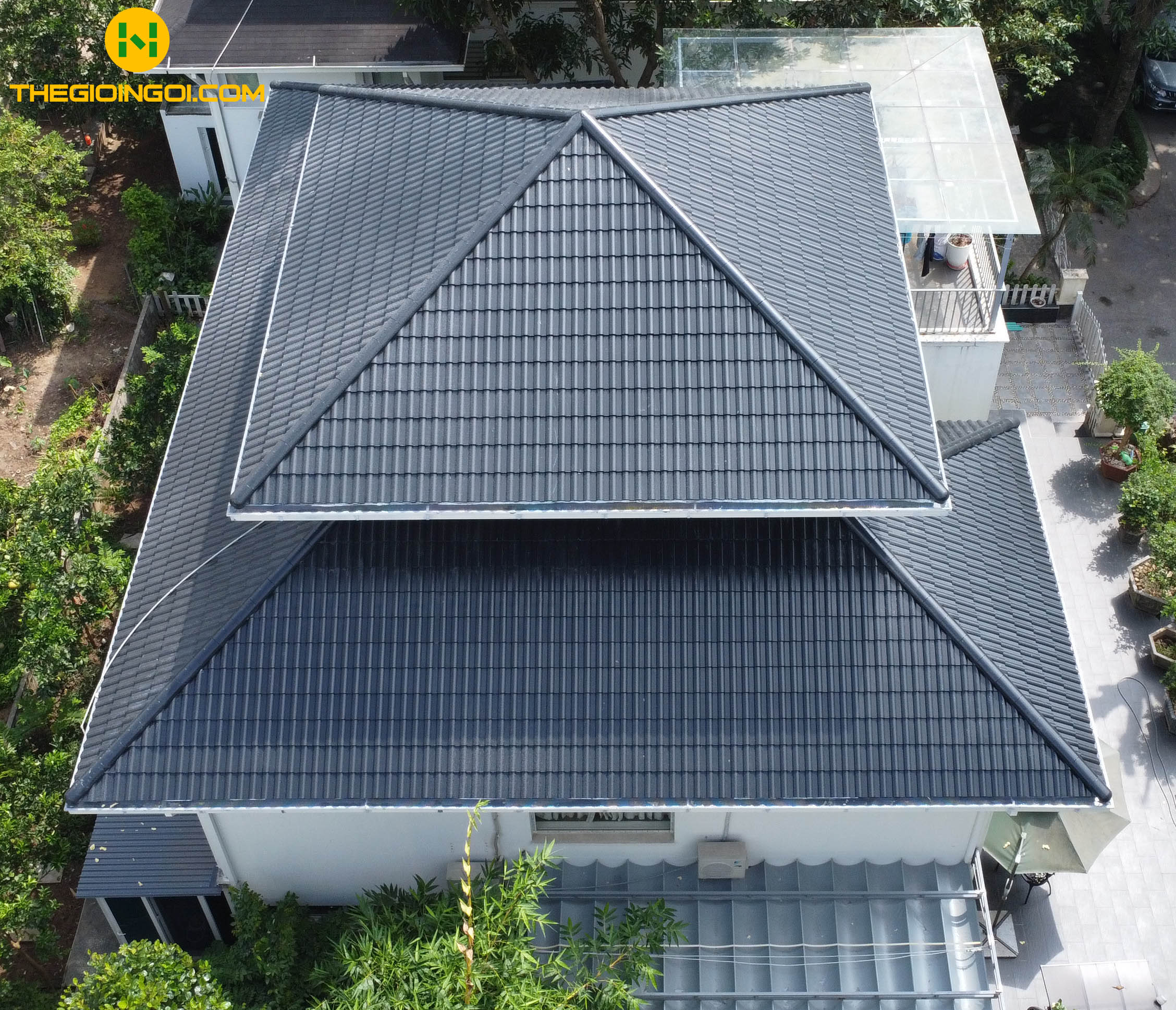 Thi công mái ngói biệt thự đơn lập vườn Tùng - Ecopark