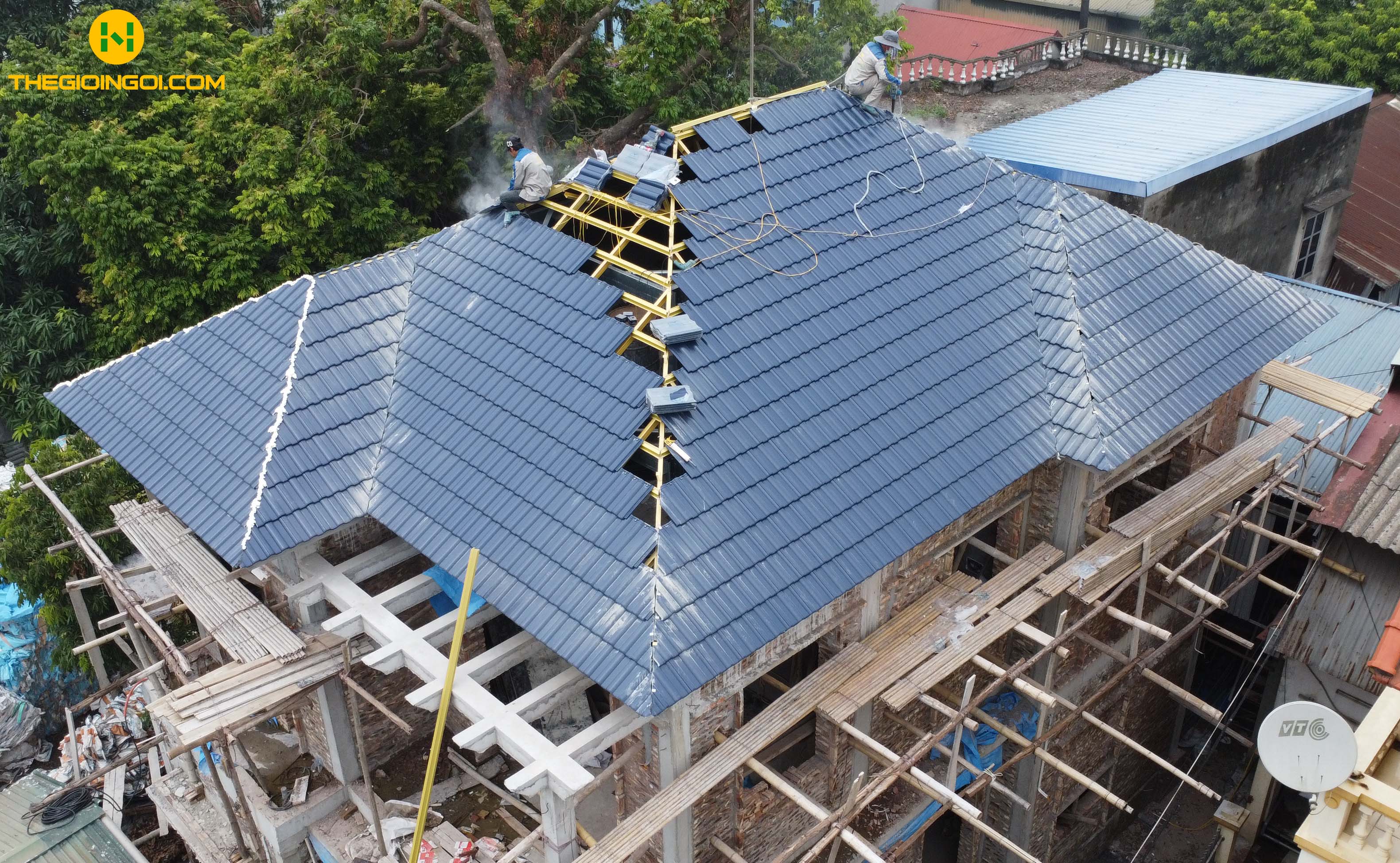Thi công mái ngói tại Như Quỳnh - Hưng Yên