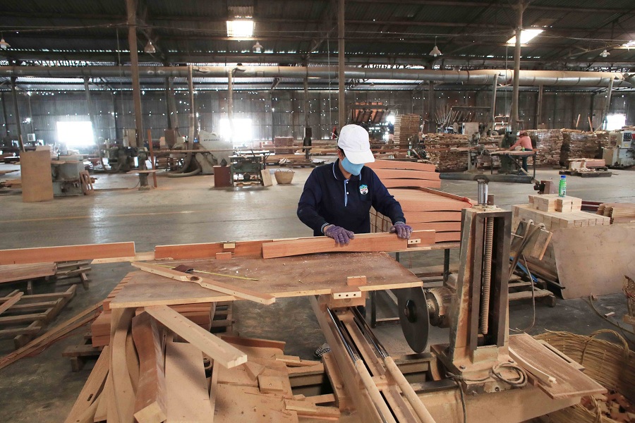 Quy trình sản xuất gỗ nội thất Hoàng Anh Gia Lai.