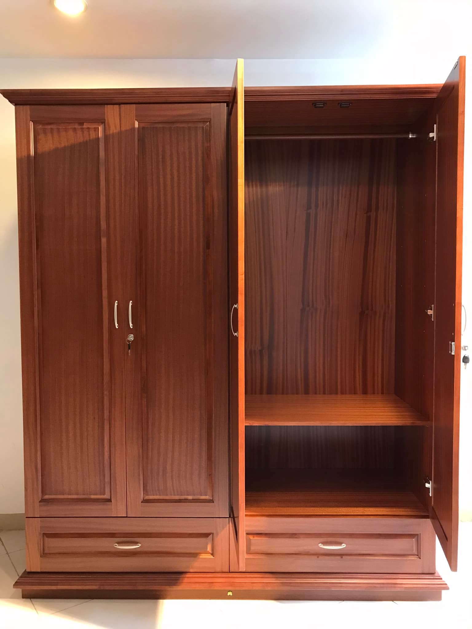 TỦ QUẦN ÁO HN3