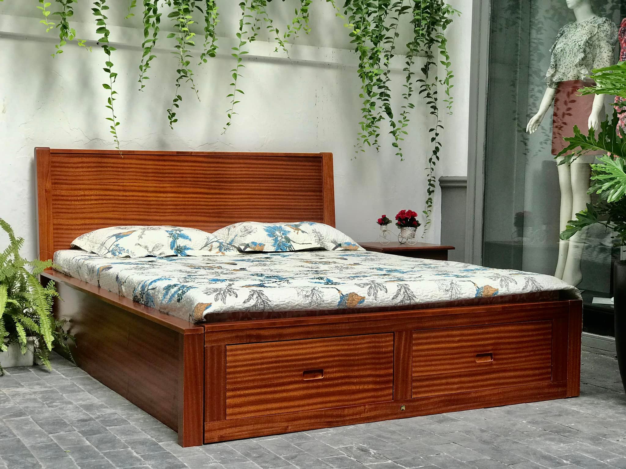GiƯỜNG CÓ HỘC KÉO (VẠT PHẢN)