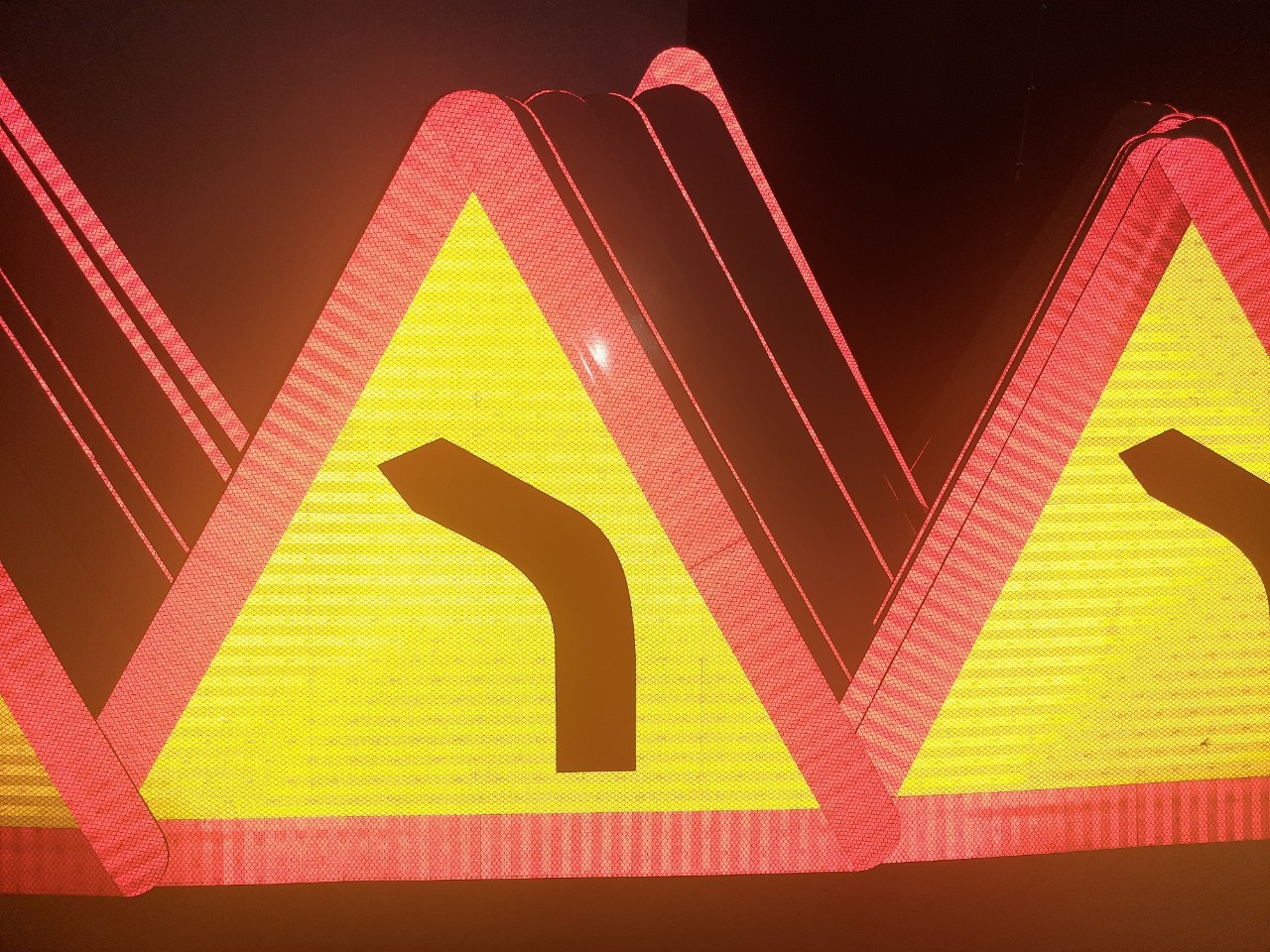 Sản xuất biển báo giao thông theo QCVN 41:2019/ BGTVT