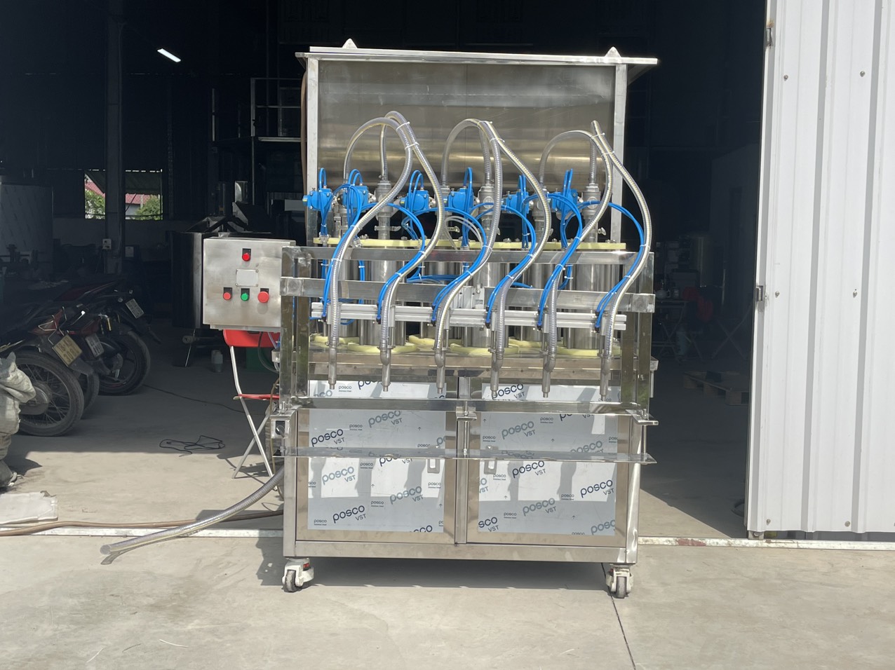 máy chiết rót 6 vòi bán tự động