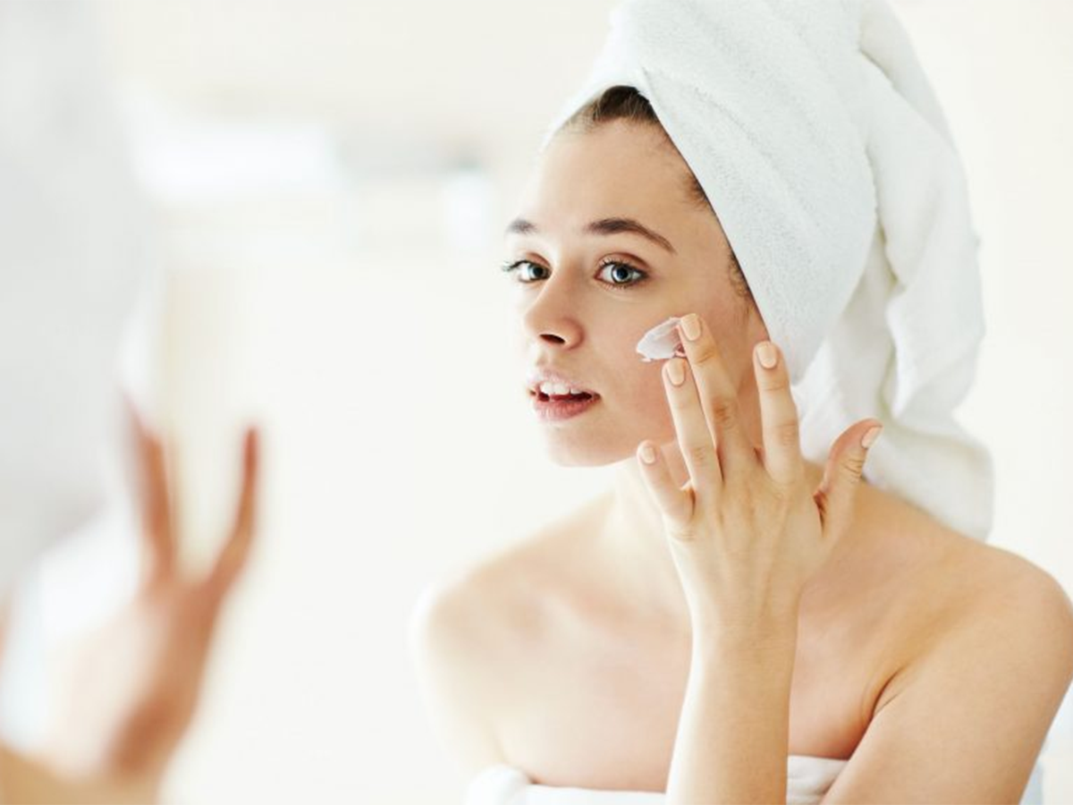 DA NHANH CHÓNG LÃO HÓA BỞI NHỮNG THÓI QUEN TƯỞNG CHỪNG NHƯ VÔ HẠI