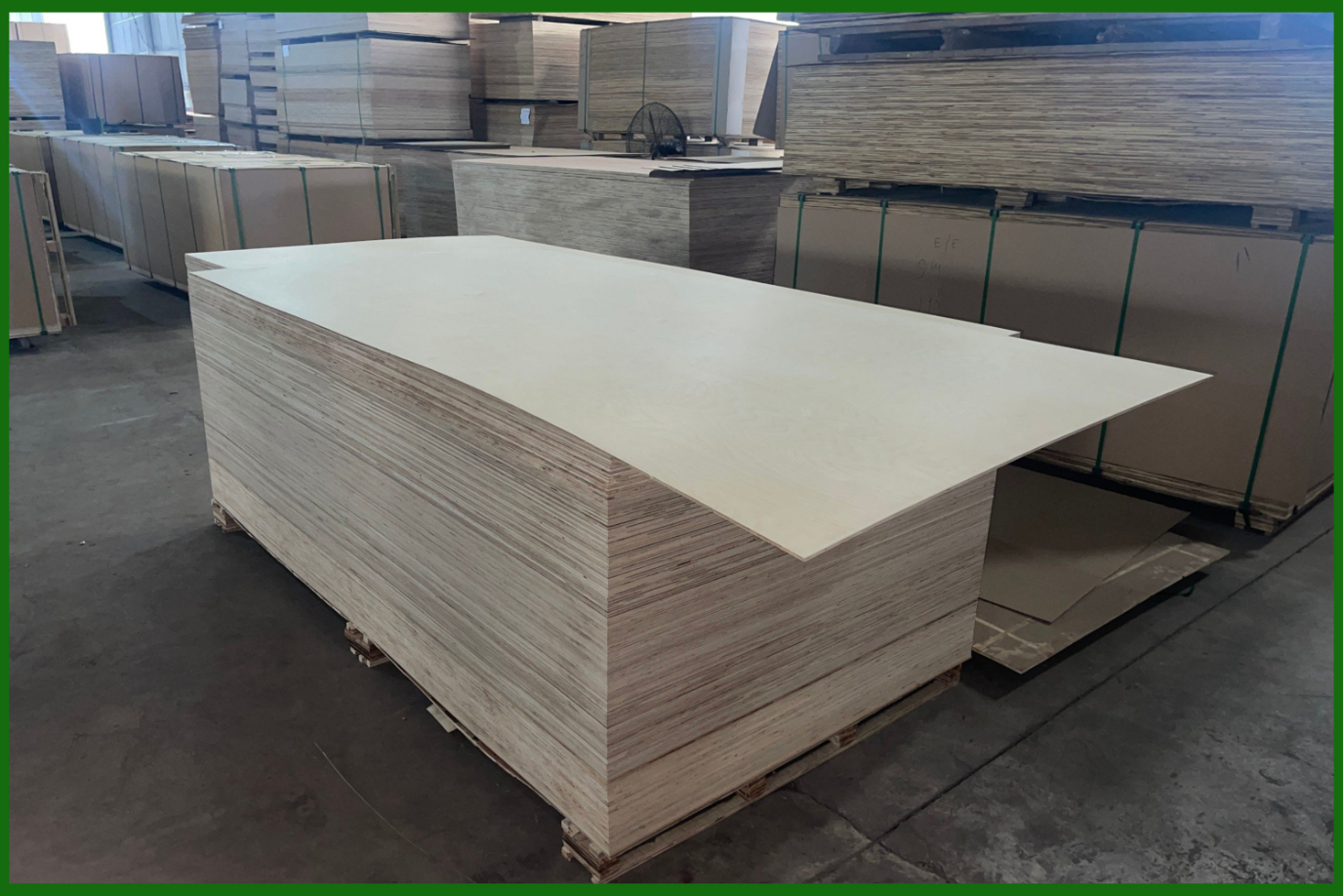 BIRCH PLYWOOD APPLICATIONS