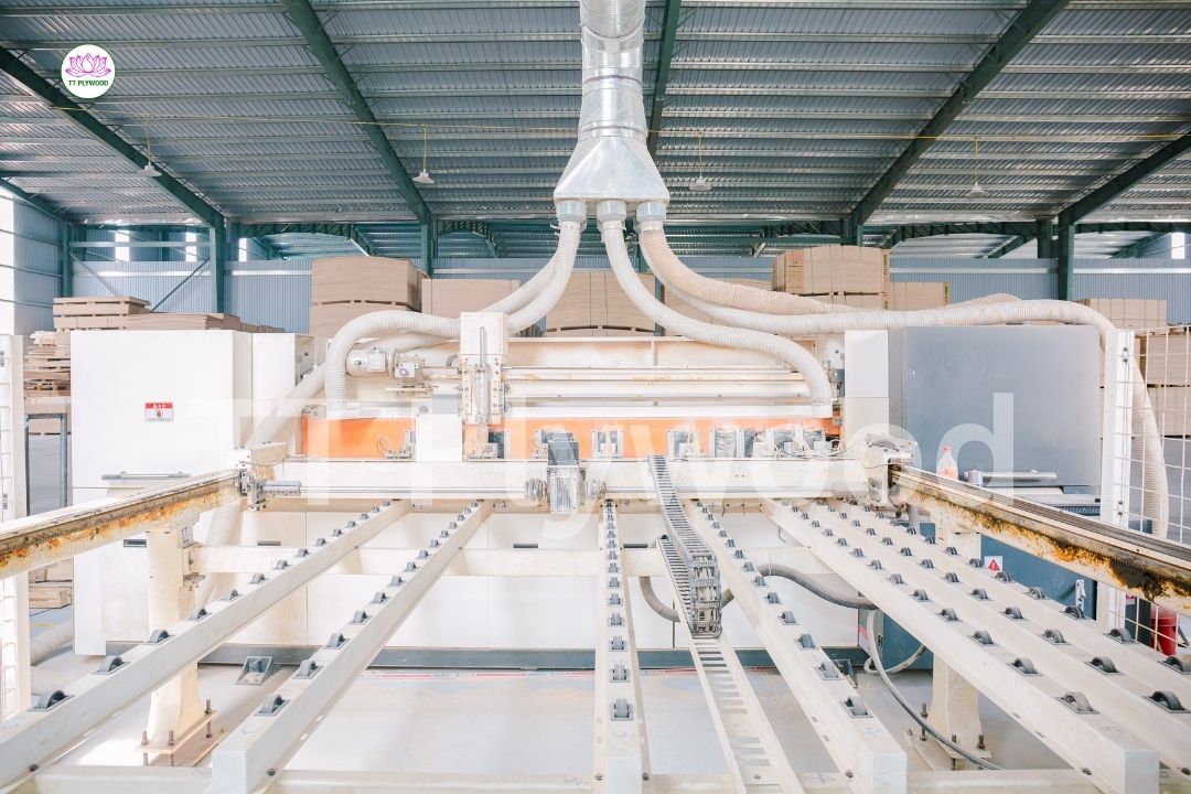 CNC-Ready Plywood: What Importers Should Look For in 2025