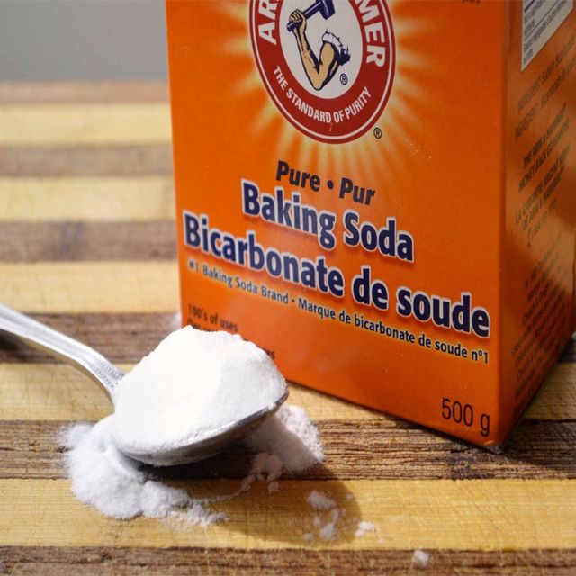 Cách tẩy trắng quần áo bằng baking soda hiệu quả