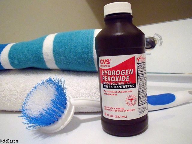 Cách tẩy trắng bằng oxy già