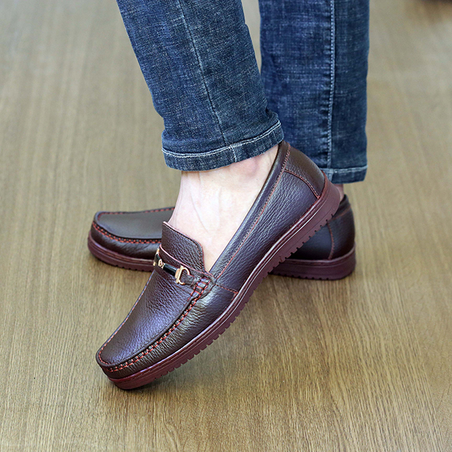Giày loafer với quần jean nam