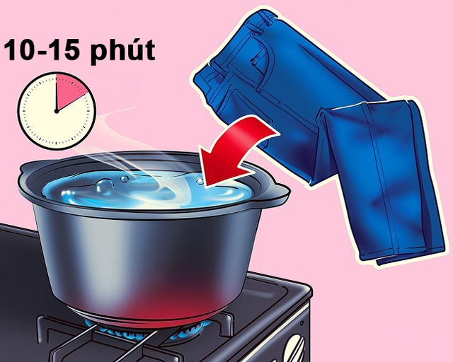Hấp quần jean trong nồi nước đang sôi