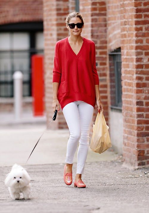 màu đỏ nên kết hợp với màu gì