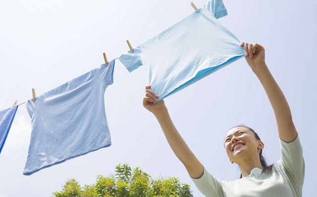 Mẹo giặt áo trắng đúng cách