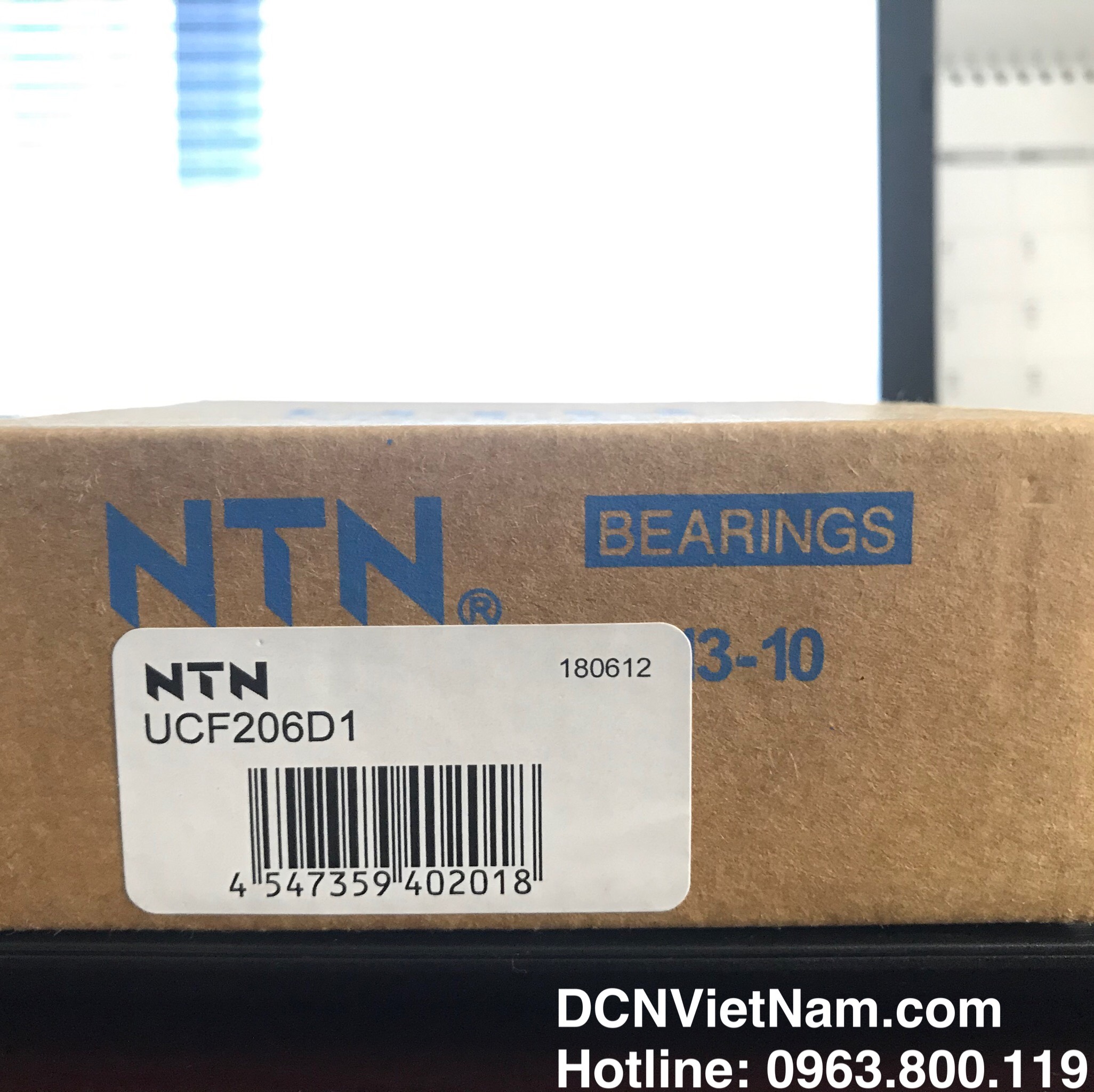 Vòng Bi UCF206D1- NTN