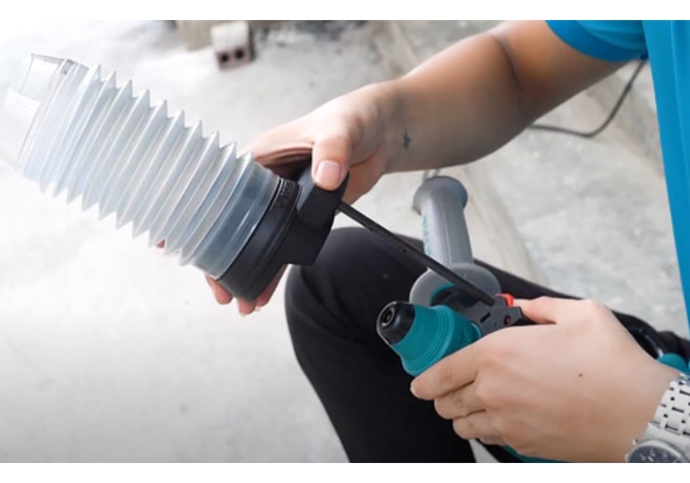 Dùng đầu chụp mũi khoan chuyên dụng