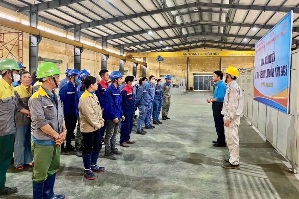 Huấn luyện an toàn lao động trong ngành xây dựng