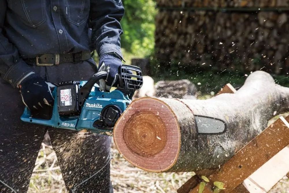 Makita DUC353Z