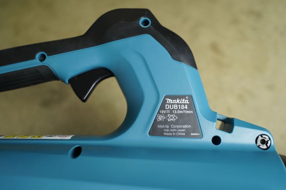 Makita DUB184Z 