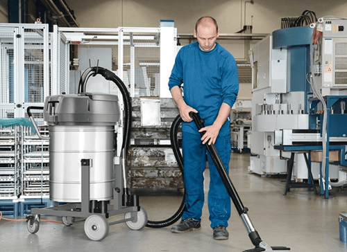 Dung tích thùng chứa máy hút bụi cần phải phù hợp với cộng suất của thùng chứa 