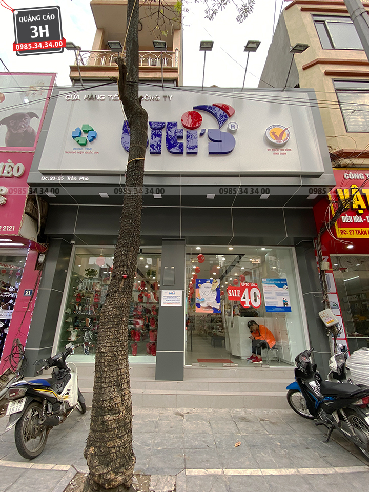 mẫu biển bảng giày dép hót 0985343400