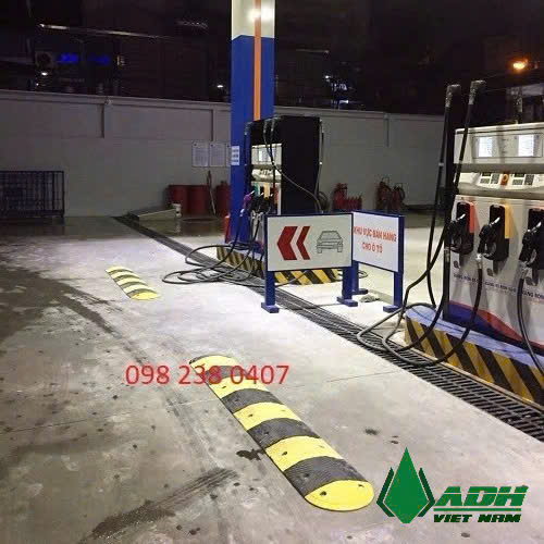 gờ giảm tốc cao su