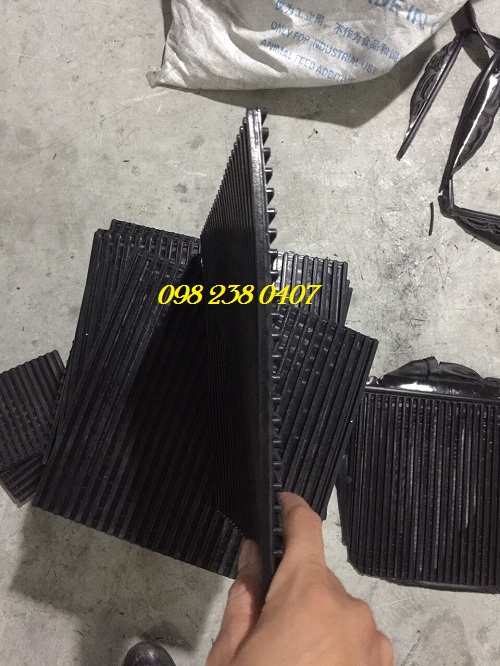 tấm cao su chống rung