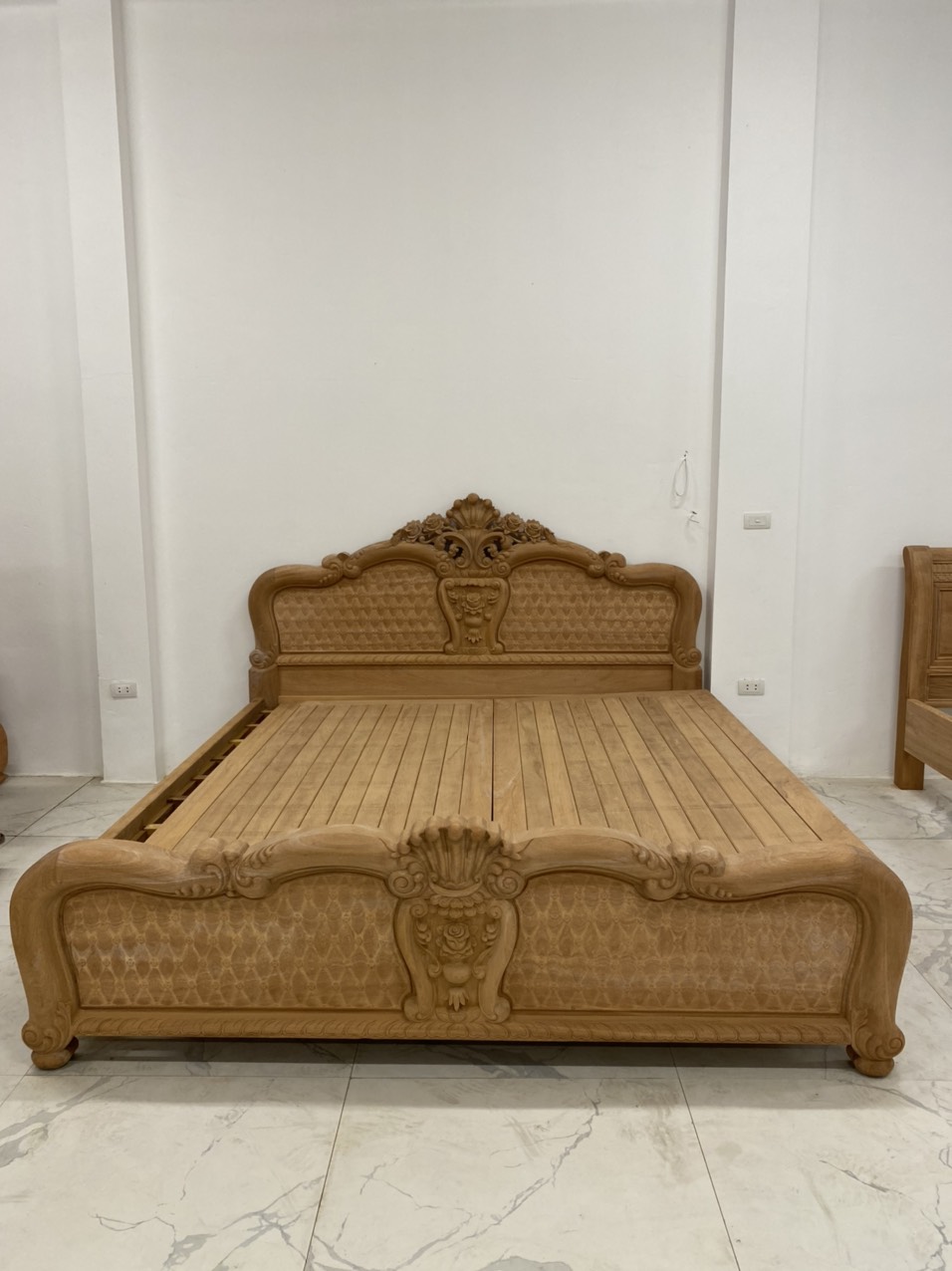 Giường Hoàng Gia vuadogo.vn Giường Hoàng Gia Vuadogo.Vn