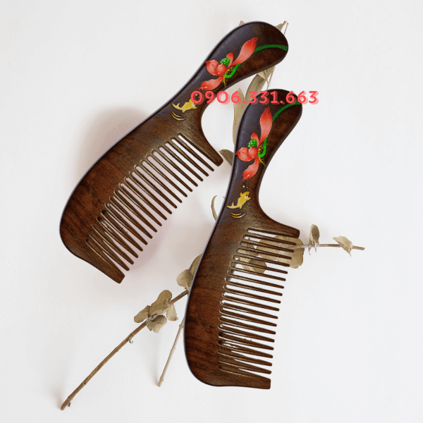 Lược Gỗ Đàn Hương Cá Chép Hoa Sen 