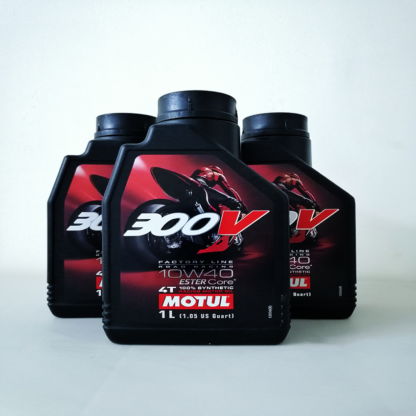 Nhớt Motul 300 Factory Line 10W40