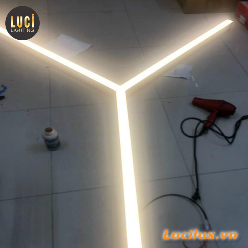 Đèn thả thanh nhôm chữ thập