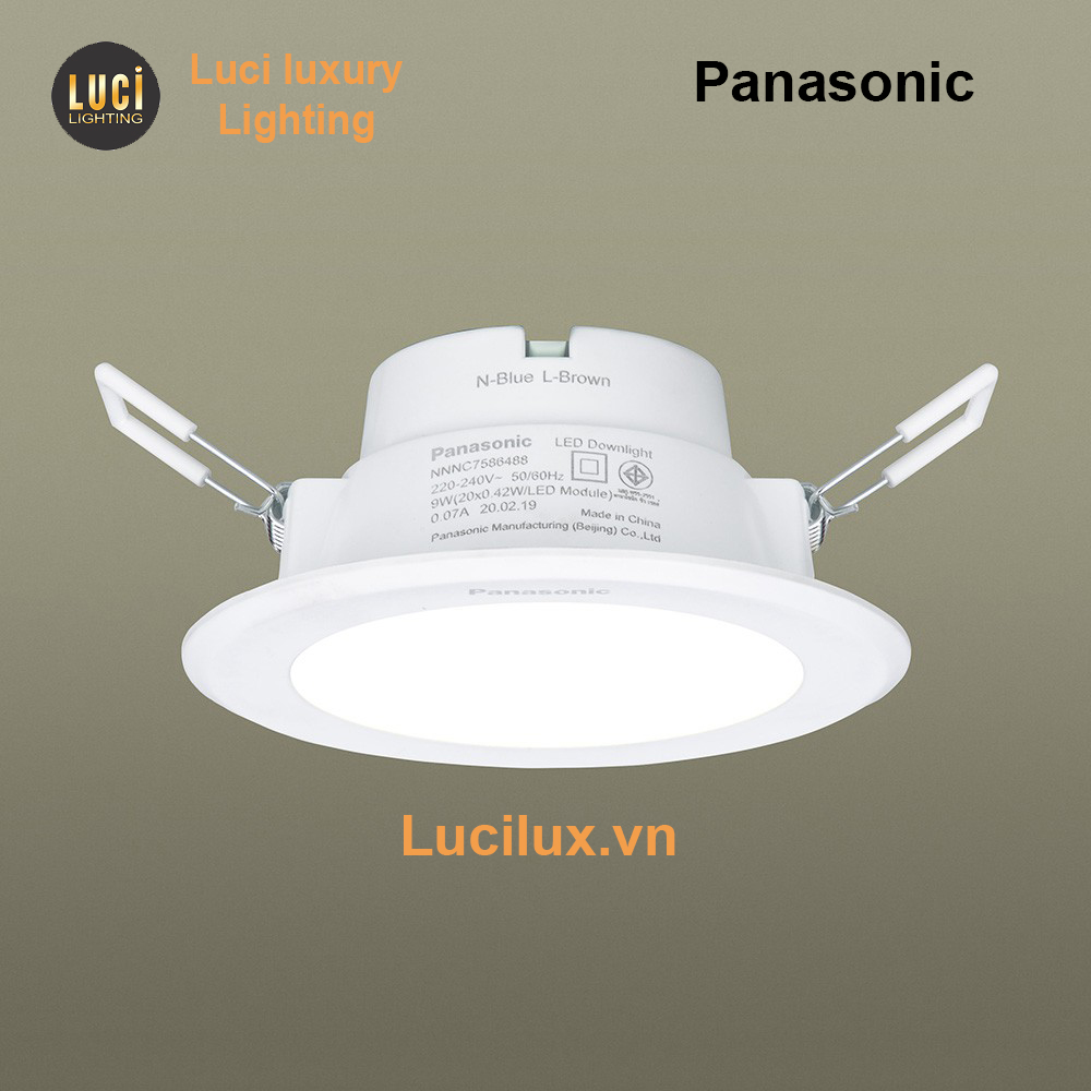 Đèn downlight Panasonic NNNC7596388
