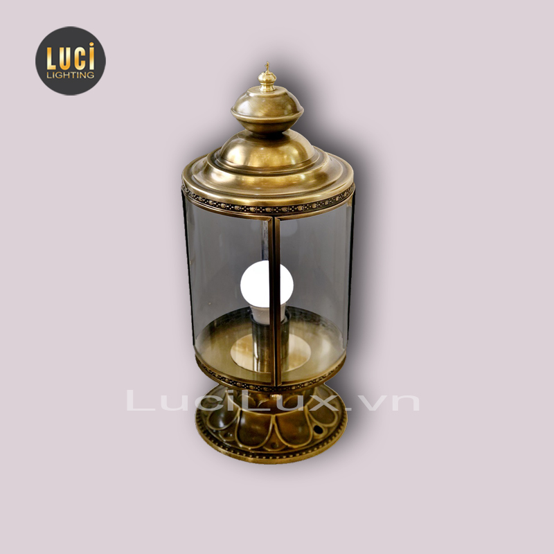 Đèn trụ cổng đồng LC-4111