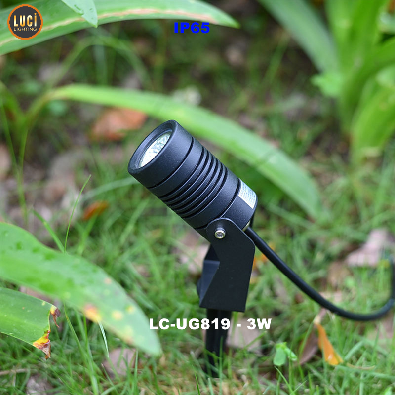 Đèn cắm cỏ LC-UG819