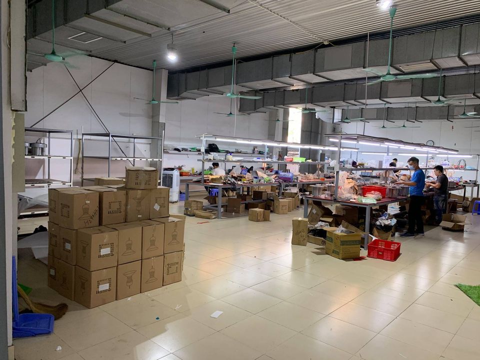Gia công lắp ráp và sản xuất thành phẩm đèn LED nhà xưởng OEM Lighting theo yêu cầu kỹ thuật Spec của khách hàng
