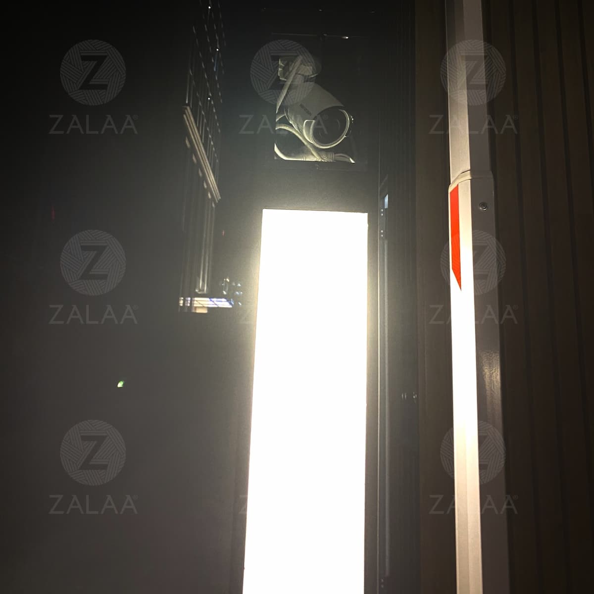 Cột Đèn LED Cảnh Quan có vị trí lắp đặt Camera giám sát tại Khu đô thị, Cổng ra vào căn hộ Penhouse, Chung cư cao cấp