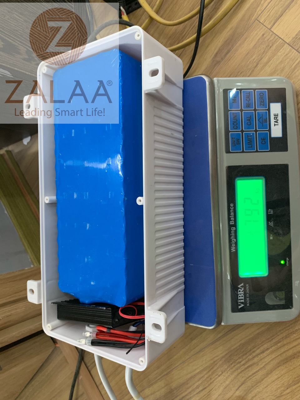 Đèn đường led năng lượng mặt trời công suất 60w mã số ZXJD-60S ZALAA