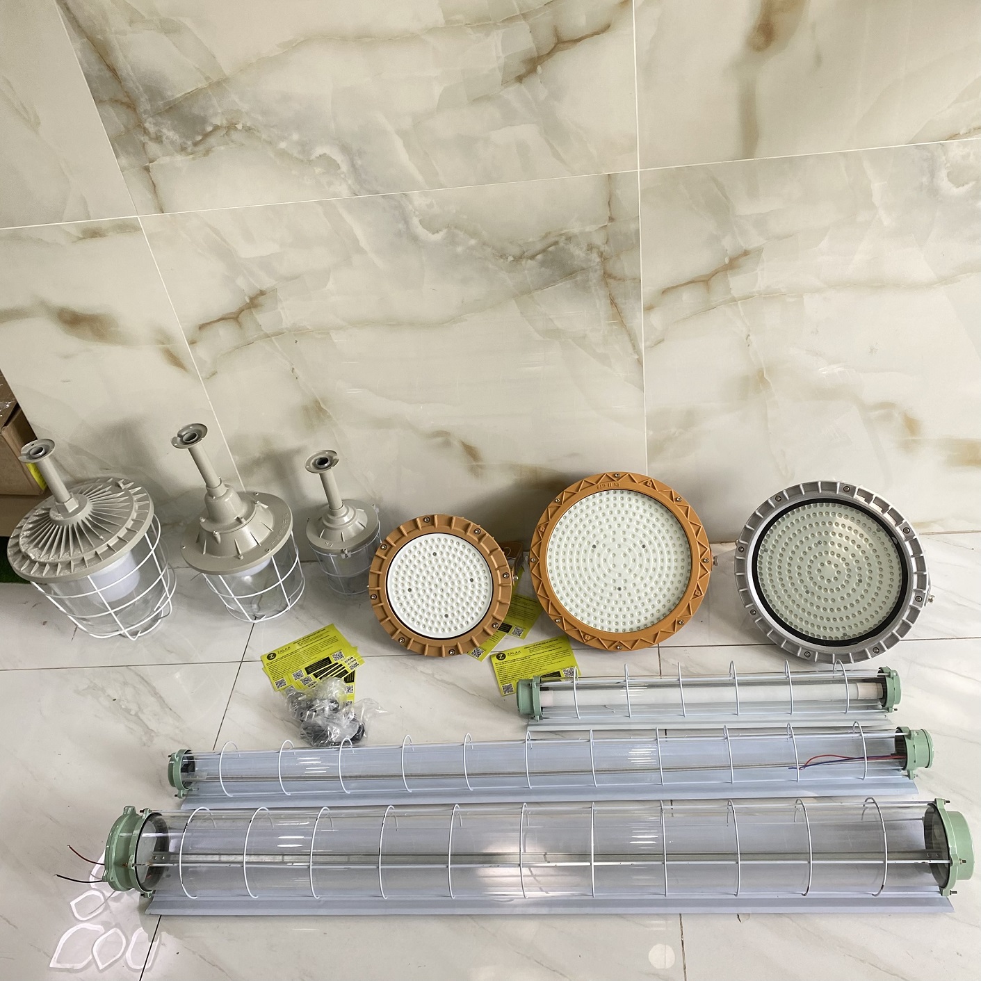 Máng đèn tuyp led chống nổ đôi 0,6mx2 18W