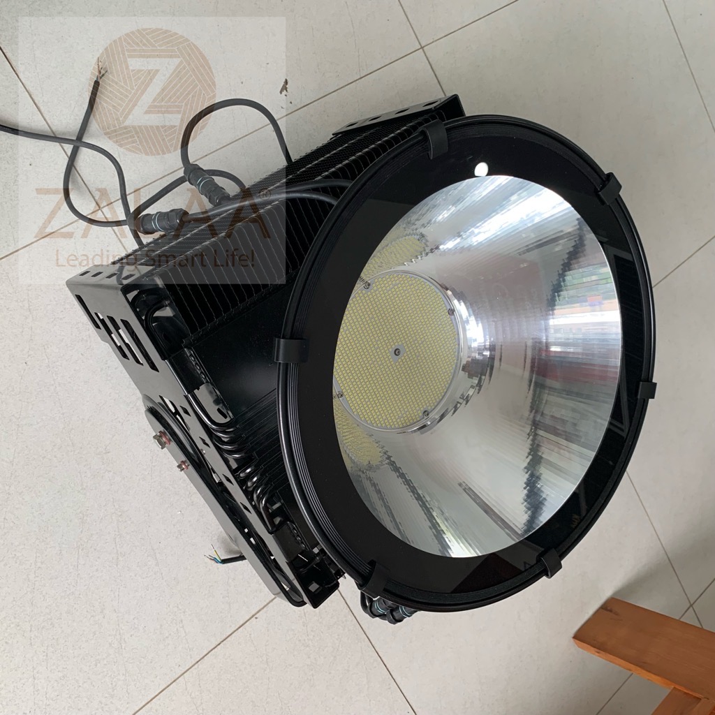 Đèn Pha Chiếu Xa công suất lớn dành cho sân Golf, cẩu tháp 500W ZFR-500PL
