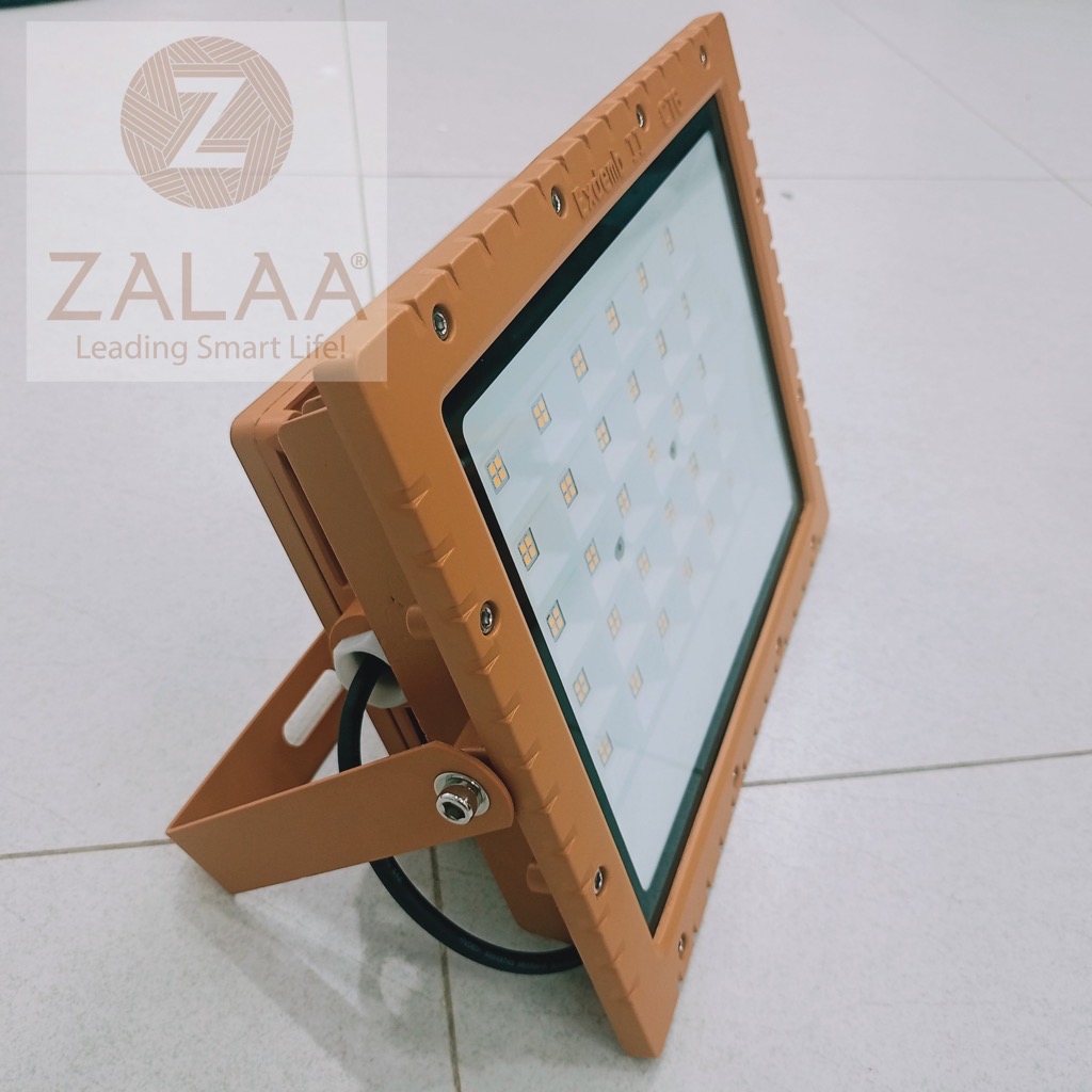 Đèn pha chống cháy nổ chuyên dụng hầm mỏ, xưởng Sơn, nhà máy cồn mã số ZFR-EX-100 công suất 100w; 150w; 200w