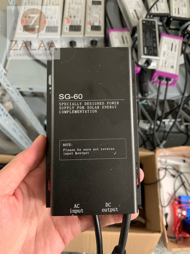 Bộ điều khiển đèn năng lượng mặt trời Mã số P1240 ZSML-100 ZALAA