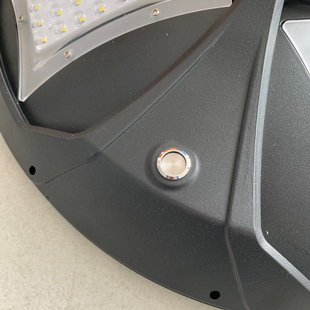 Đèn trang trí sân vườn công viên dạng tròn công suất 15w*4 lắp cột 4-6m