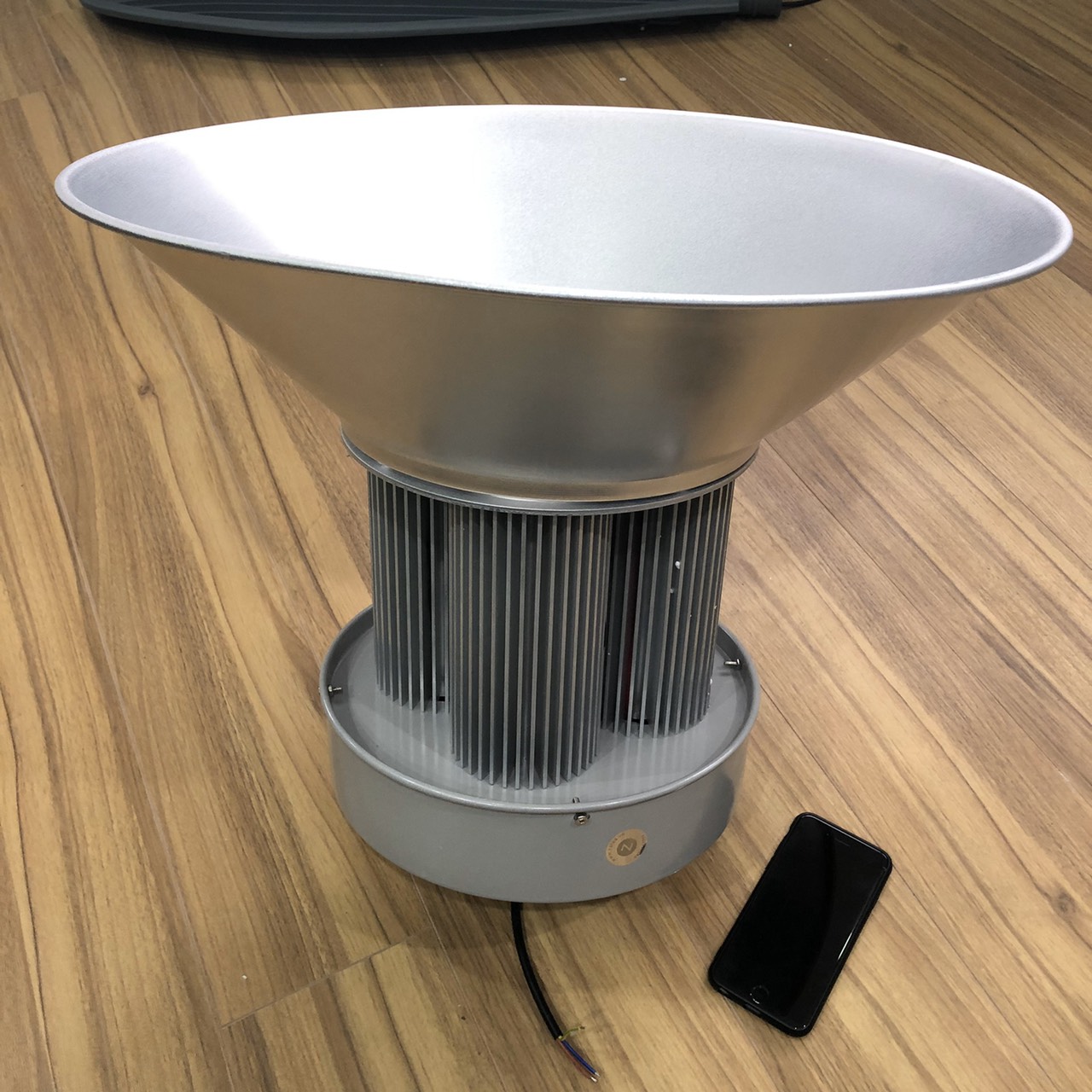 Đèn nhà xưởng highbay led 200W mã sản phẩm ZHB200COB bảo hành 2 năm Done + TF