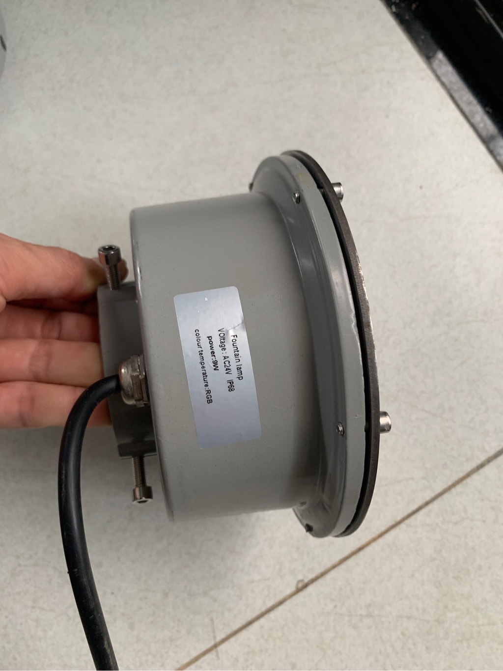 Đèn Âm Nước Bánh Xe Vòi Phun đổi màu 9W KT D160-H85-D35 24V RGV