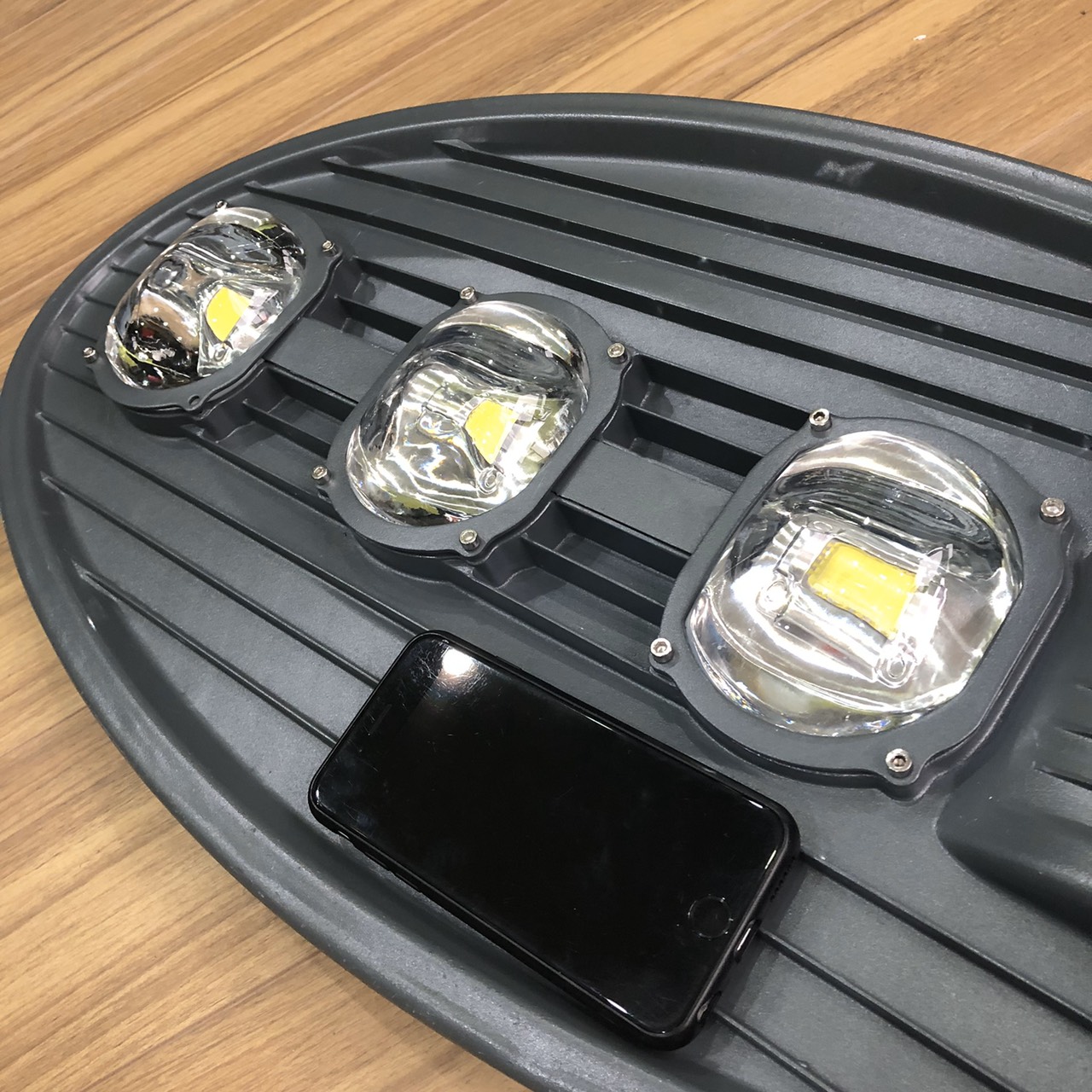 ĐÈN ĐƯỜNG LED 150W CHIP LED PHILIPS