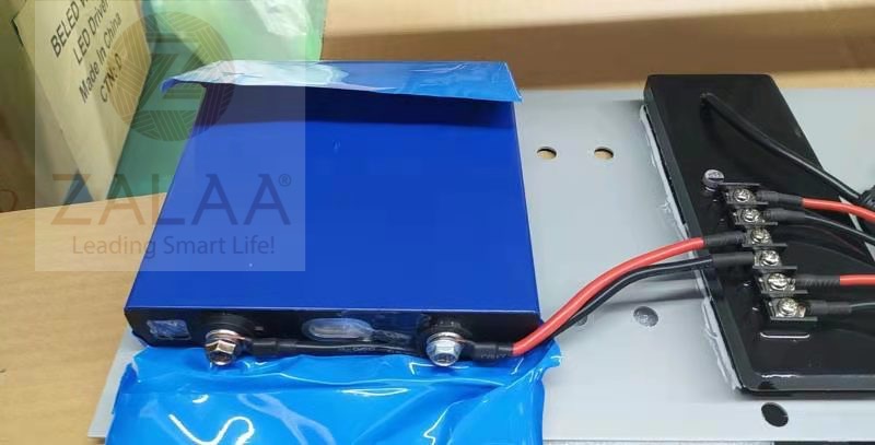 Hộp đựng Pin Lithium FePO4 dành cho chiếu sáng năng lượng mặt trời dự án