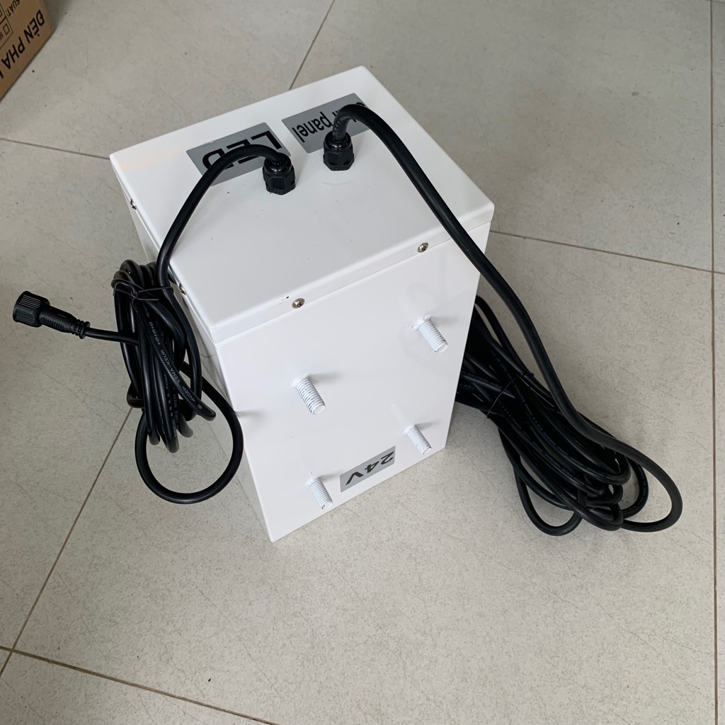 Bộ lưu điện đèn năng lượng mặt trời Pin Lithium 65AH 24V / 25.6V